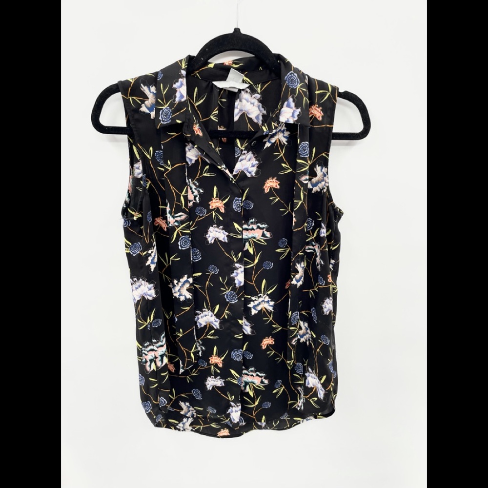3/30 Deal floral top with front bow